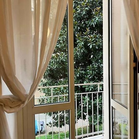 Modern Pretty Apartment Near Isola Zone Milan Bagian luar foto